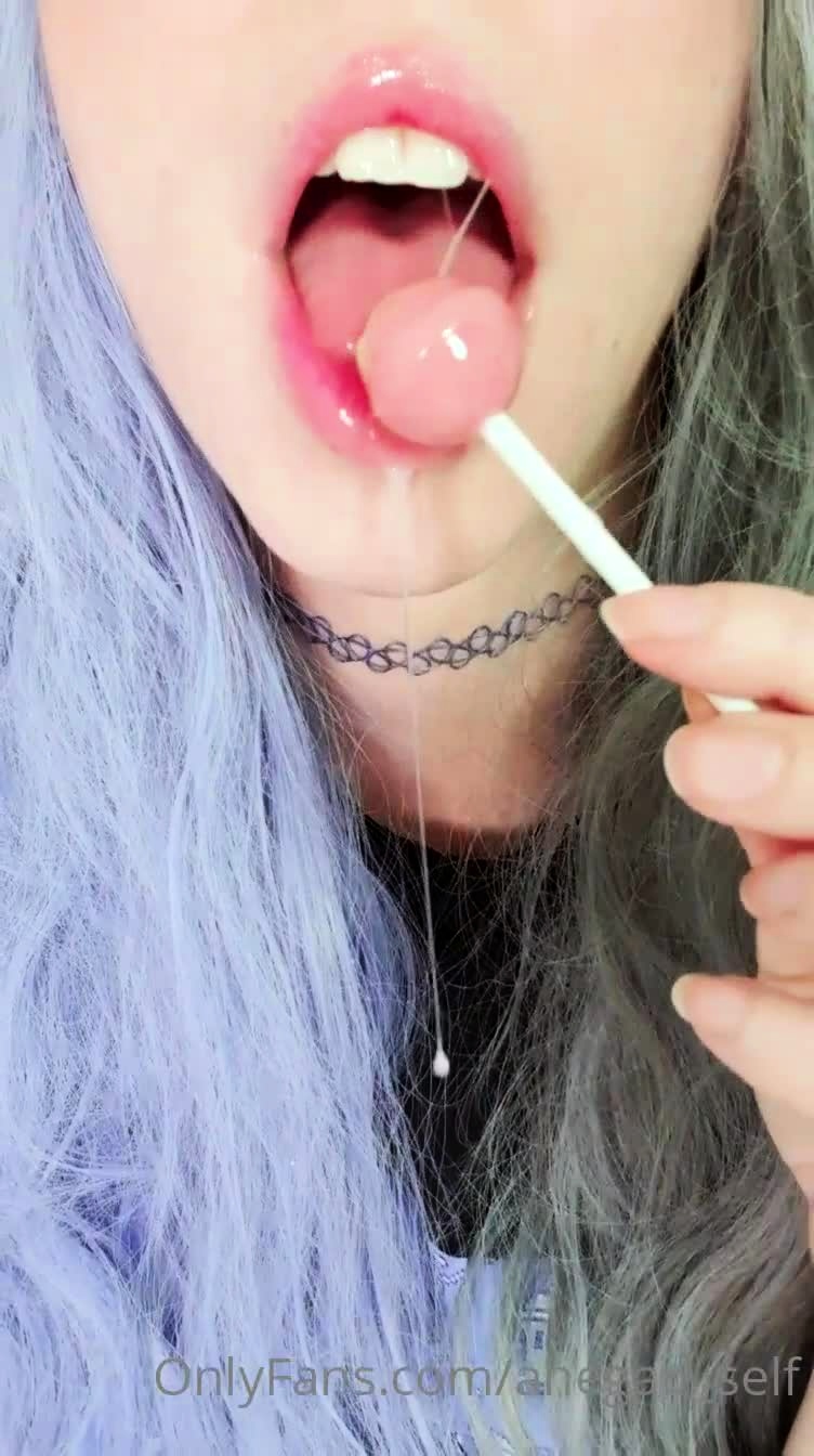 Kinky Amateur Teen Lollipop Sucking And Drooling On Webcam Video at Porn Lib