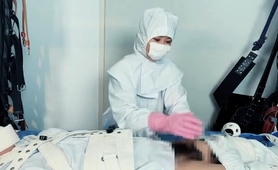 japanese-nurse-in-uniform-delivers-handjob-masterpiece